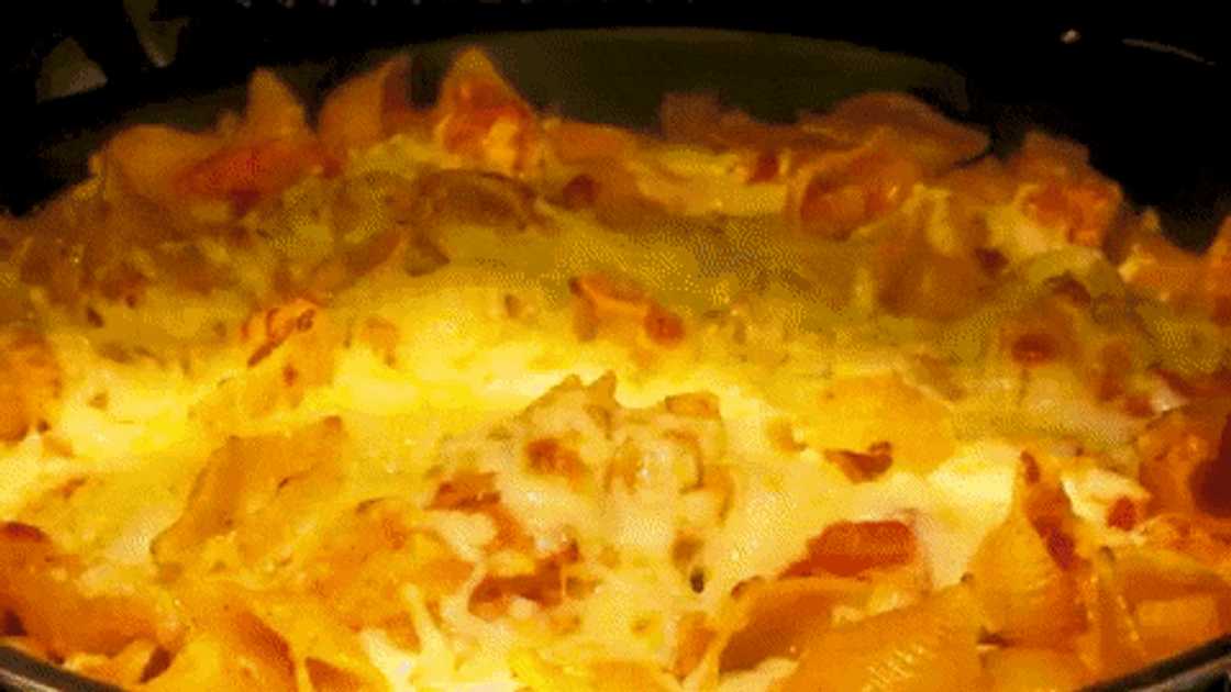 What can I mix with canned tuna?