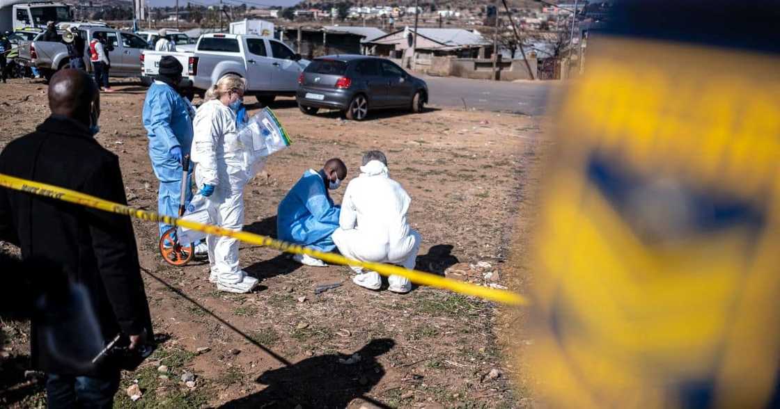 Police, launch, manhunt, tavern shootings, Soweto, Pietermaritzburg, 20 killed Police, launch, manhunt, tavern shootings, Soweto, Pietermaritzburg, 20 killed