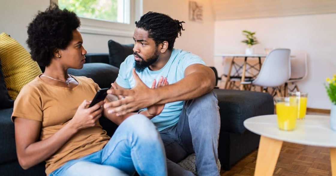 Woman plans revenge on cheating husband Woman plans revenge on cheating husband