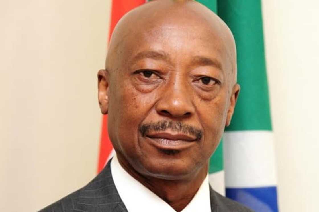Tom Moyane age, children, wife, lawyer, qualifications, SARS, state capture, house and contact details Tom Moyane age, children, wife, lawyer, qualifications, SARS, state capture, house and contact details