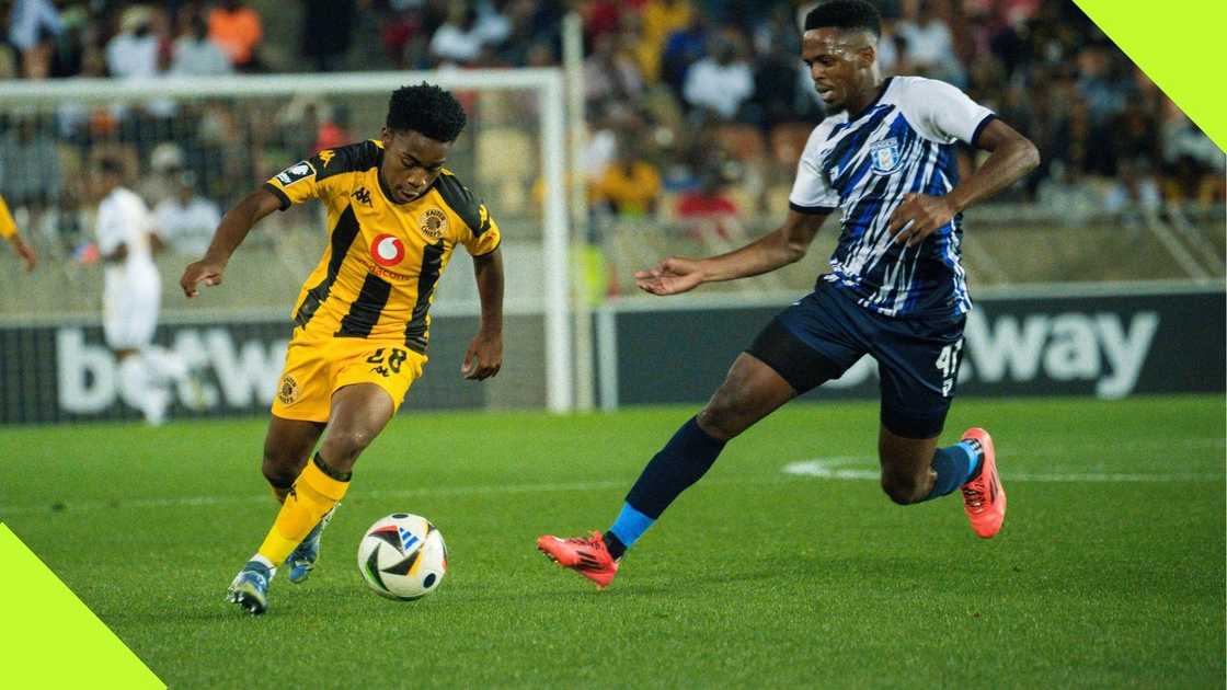 Patrick Maswanyanyi shows support to Kaizer Chiefs youngster Mfundo Vilakazi after cup exit.