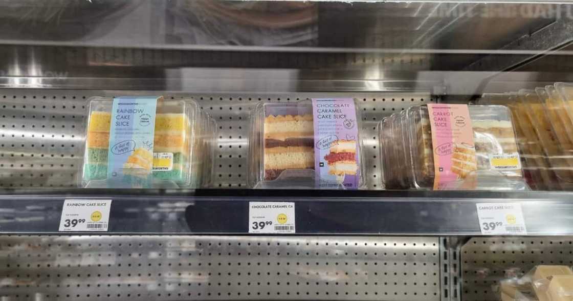 A woman shared a Woolies cake plug on Twitter A woman shared a Woolies cake plug on Twitter