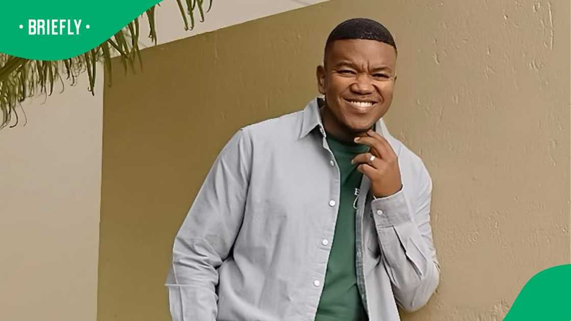 Loyiso Bala's beautiful family photo melts hearts