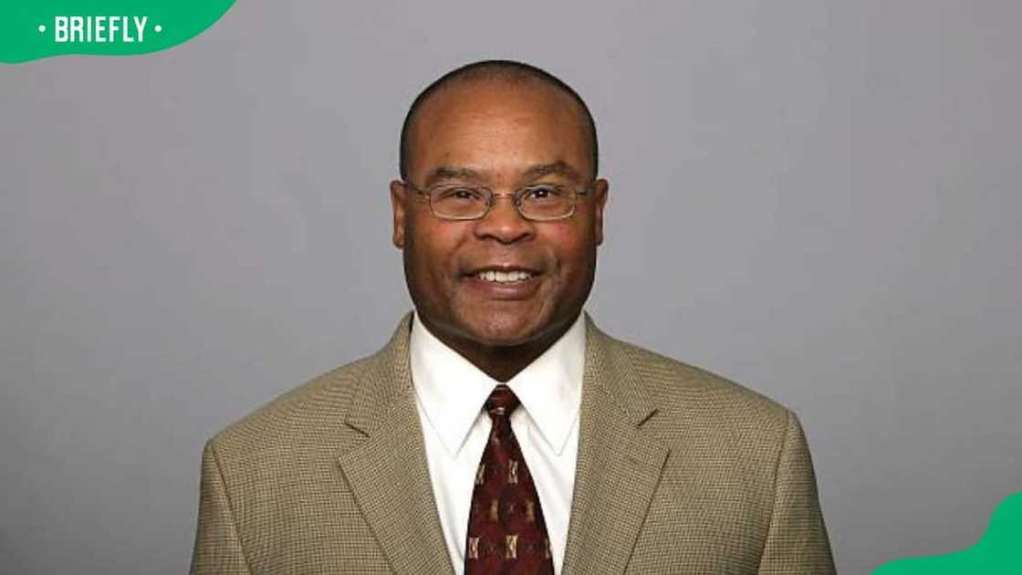 Where are Mike Singletary's children?