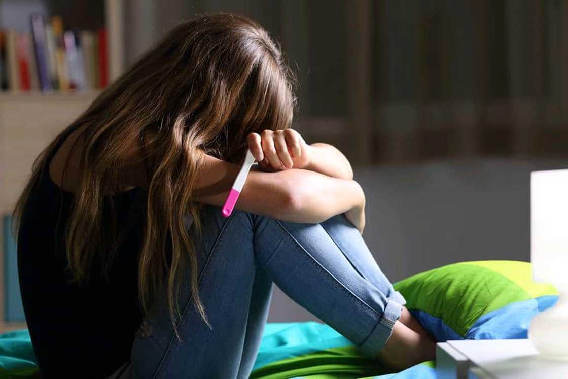 What is a teenage pregnancy? What is a teenage pregnancy?