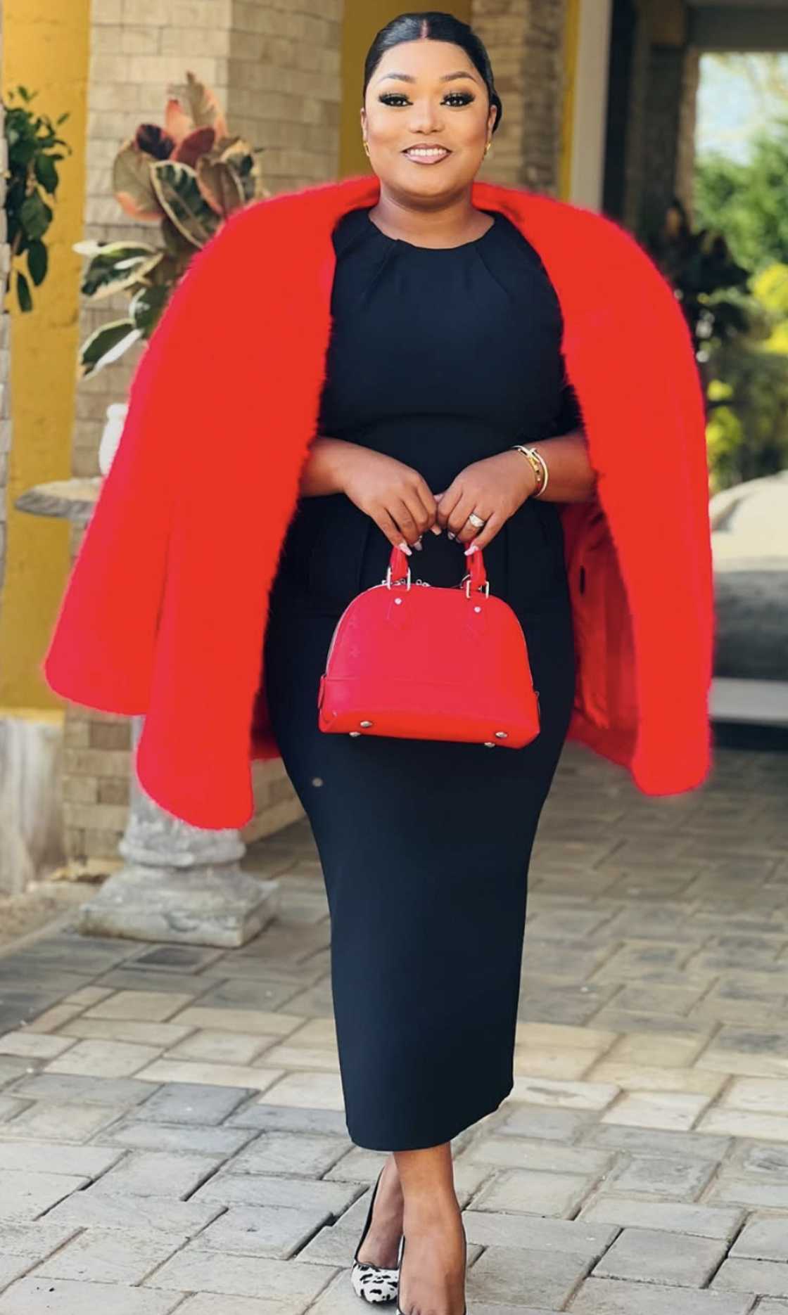 MaKhumalo was filmed singing at a function MaKhumalo was filmed singing at a function