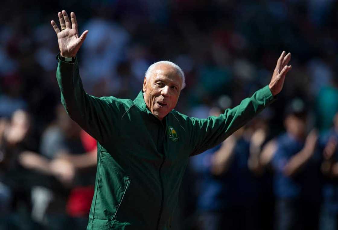 Top 28 best NBA coaches of all time Top 28 best NBA coaches of all time