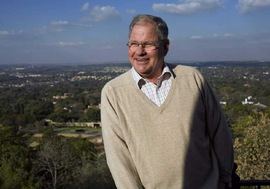 Is FirstRand Bank and FNB the same? Is FirstRand Bank and FNB the same?