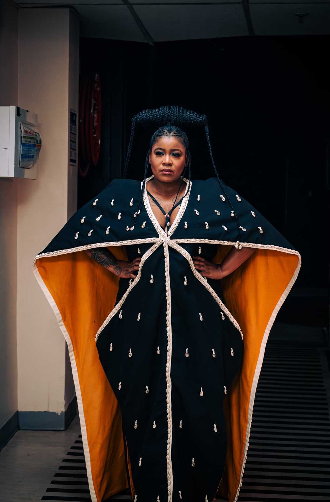 Fans admired Thandiswa Mazwai's beauty Fans admired Thandiswa Mazwai's beauty
