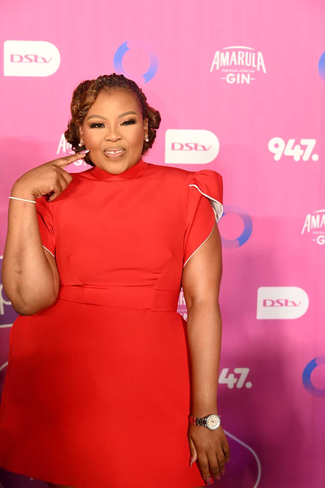 Anele Mdoda looked stunning in her gorgeous swimsuit