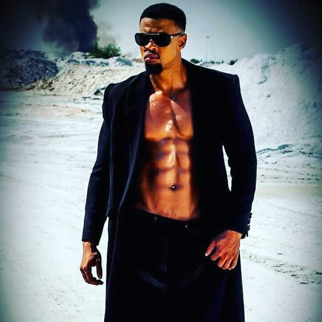Zweli Dube hot pictures Zweli Dube hot pictures