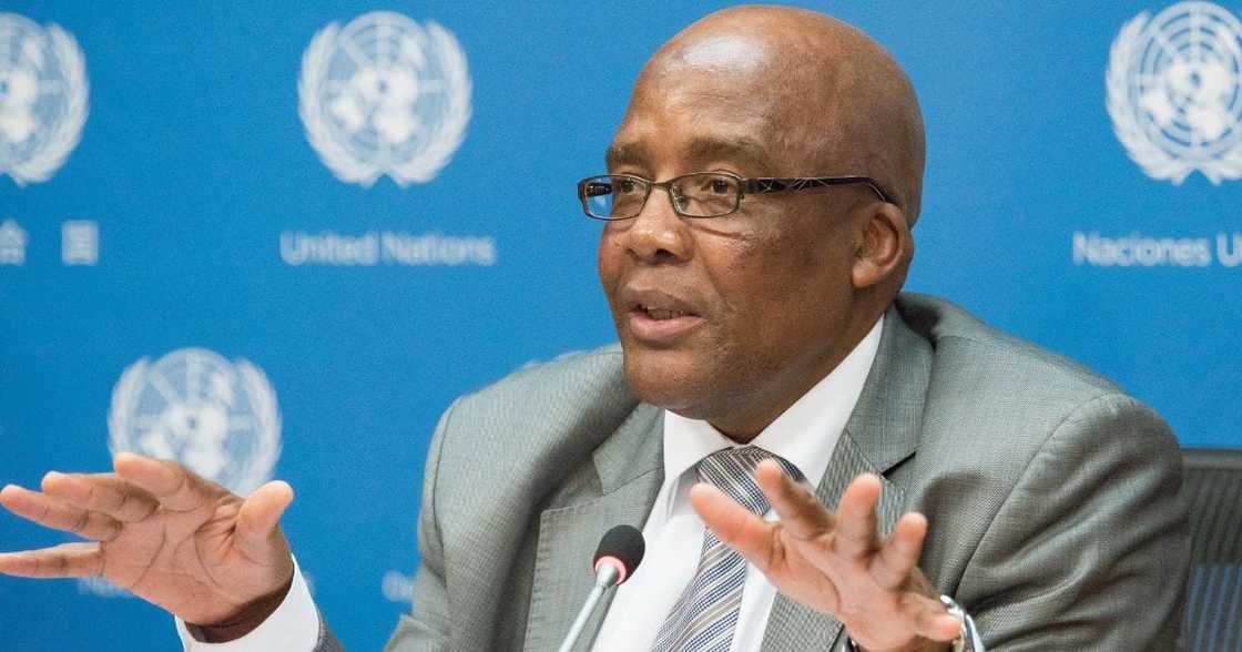 Aaron Motsoaledi welcomed the dismissal of a senior home affairs official Aaron Motsoaledi welcomed the dismissal of a senior home affairs official