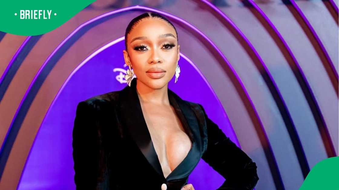 Thando Thabethe debuts new hairstyle Thando Thabethe debuts new hairstyle