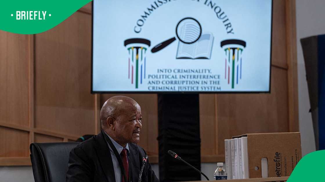 Former Minister of Police Senzo Mchunu (C) testifies at the Madlanga Commission of Inquiry in Pretoria on December 2, 2025 Former Minister of Police Senzo Mchunu (C) testifies at the Madlanga Commission of Inquiry in Pretoria on December 2, 2025