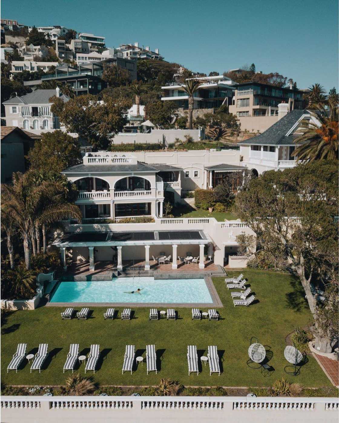 Top 15 luxury hotels Top 15 luxury hotels