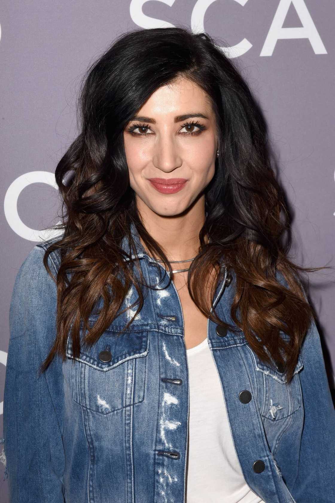 Dana Delorenzo Dana Delorenzo