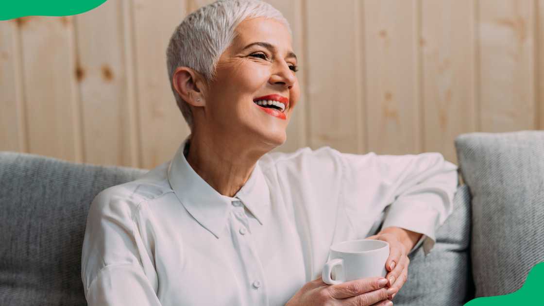 Short hair with bangs over 50