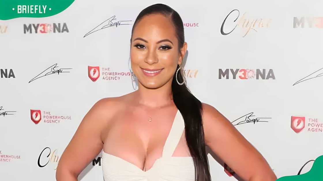 Aja Metoyer's bio Aja Metoyer's bio