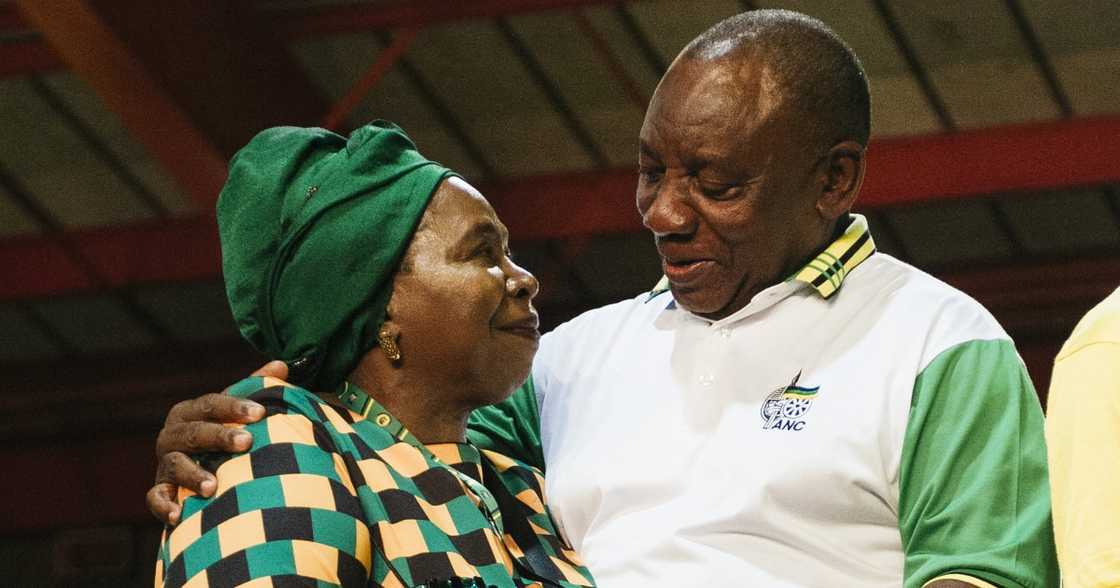 Mainstream Mainstream