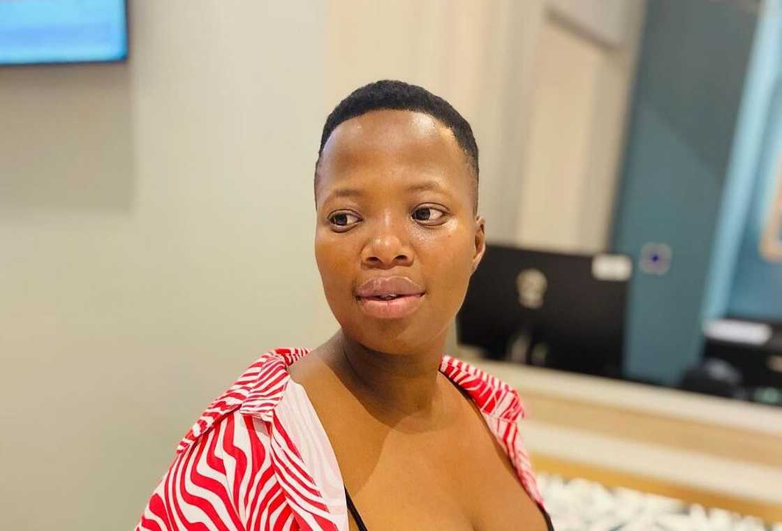 Sne Mseleku denied being pregnant.