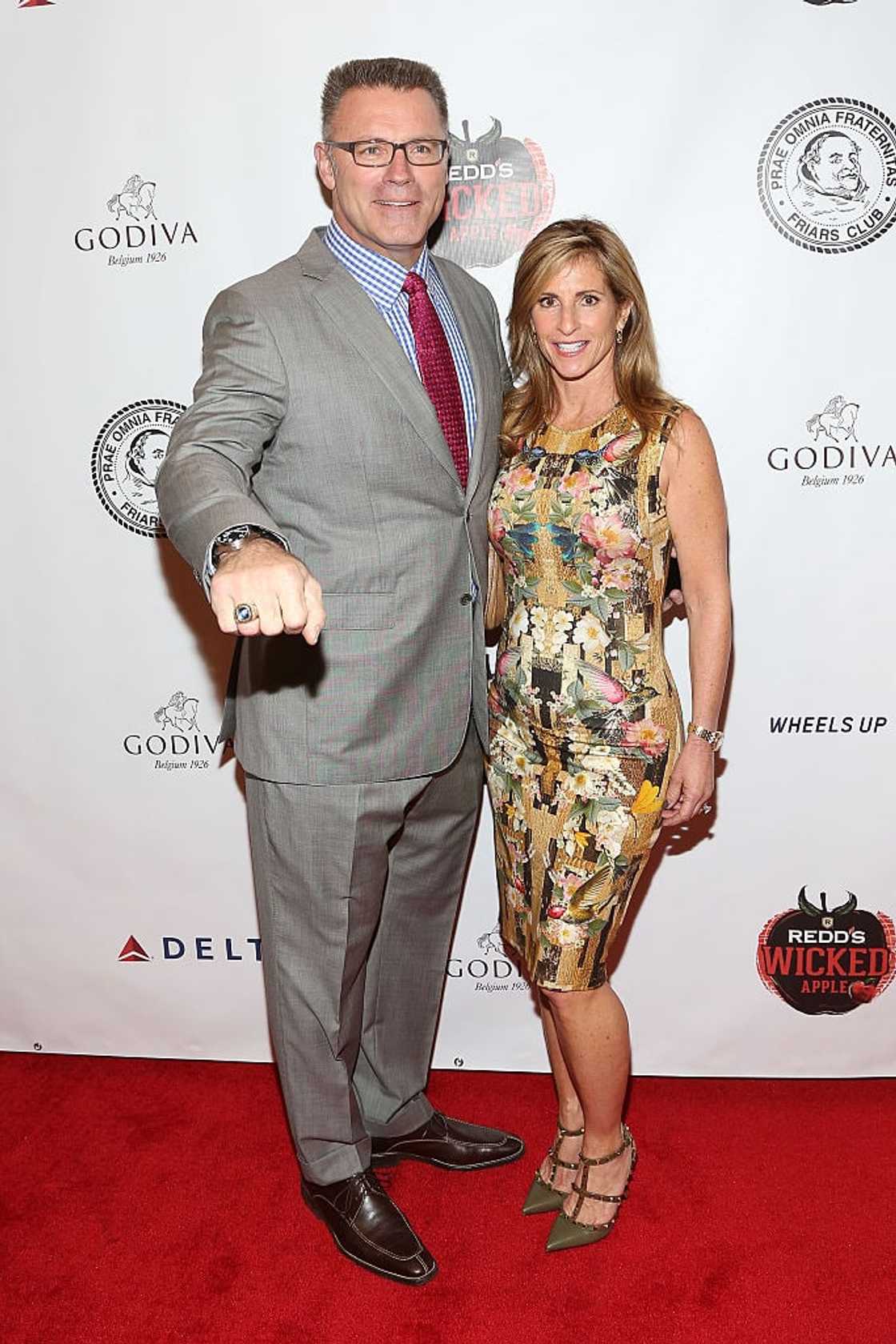 Howie Long: net worth, age, children, spouse, health, movies, profiles Howie Long: net worth, age, children, spouse, health, movies, profiles