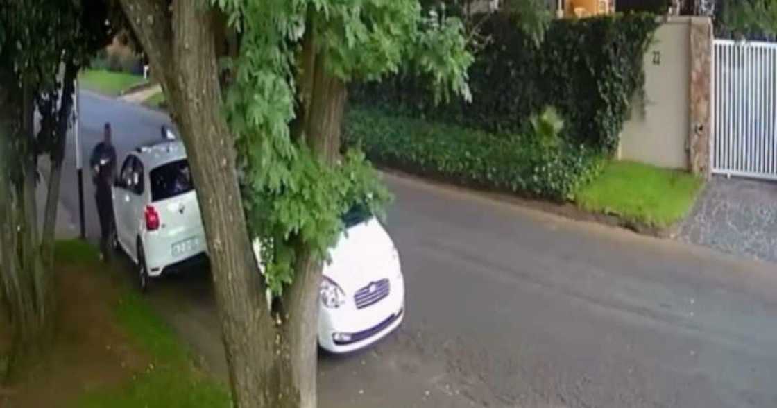 VW Polo, headlights, stolen headlights, crime in seconds, South African crime news, latest crime news, car news VW Polo, headlights, stolen headlights, crime in seconds, South African crime news, latest crime news, car news