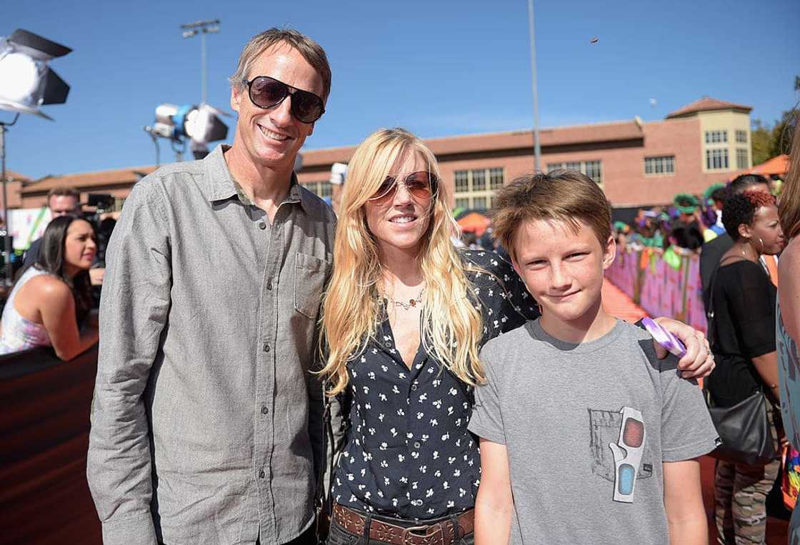Keegan Hawk's skateboarding Keegan Hawk's skateboarding