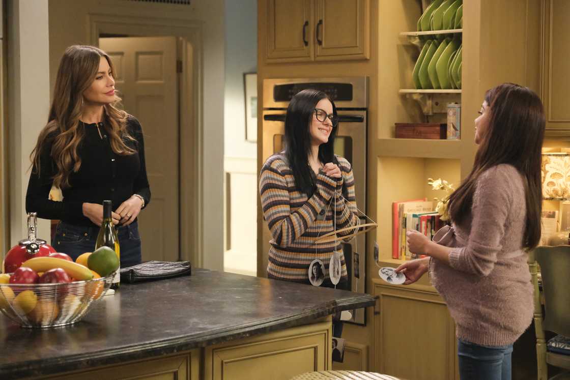 Modern Family cast Modern Family cast
