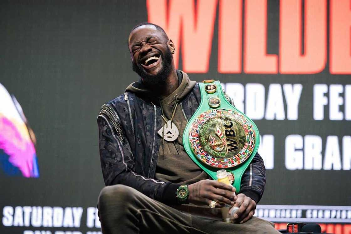 How much does Deontay Wilder make per fight? How much does Deontay Wilder make per fight?