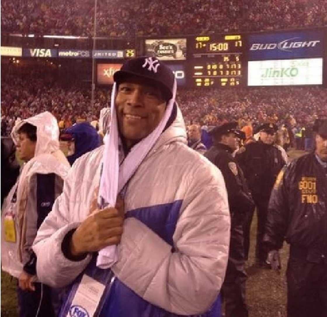 Who is Alvin Whitney? Who is Alvin Whitney?