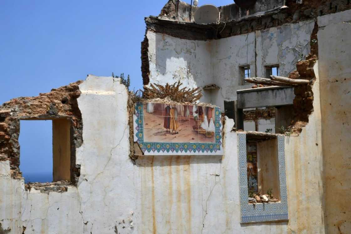 Damaged building in the Casbah of the Algerian capital