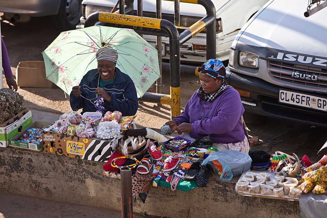 South Africans expected the American to try street snacks South Africans expected the American to try street snacks