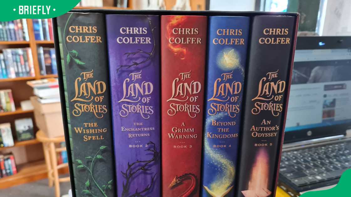 The Land of Stories Series by Chris Colfer The Land of Stories Series by Chris Colfer