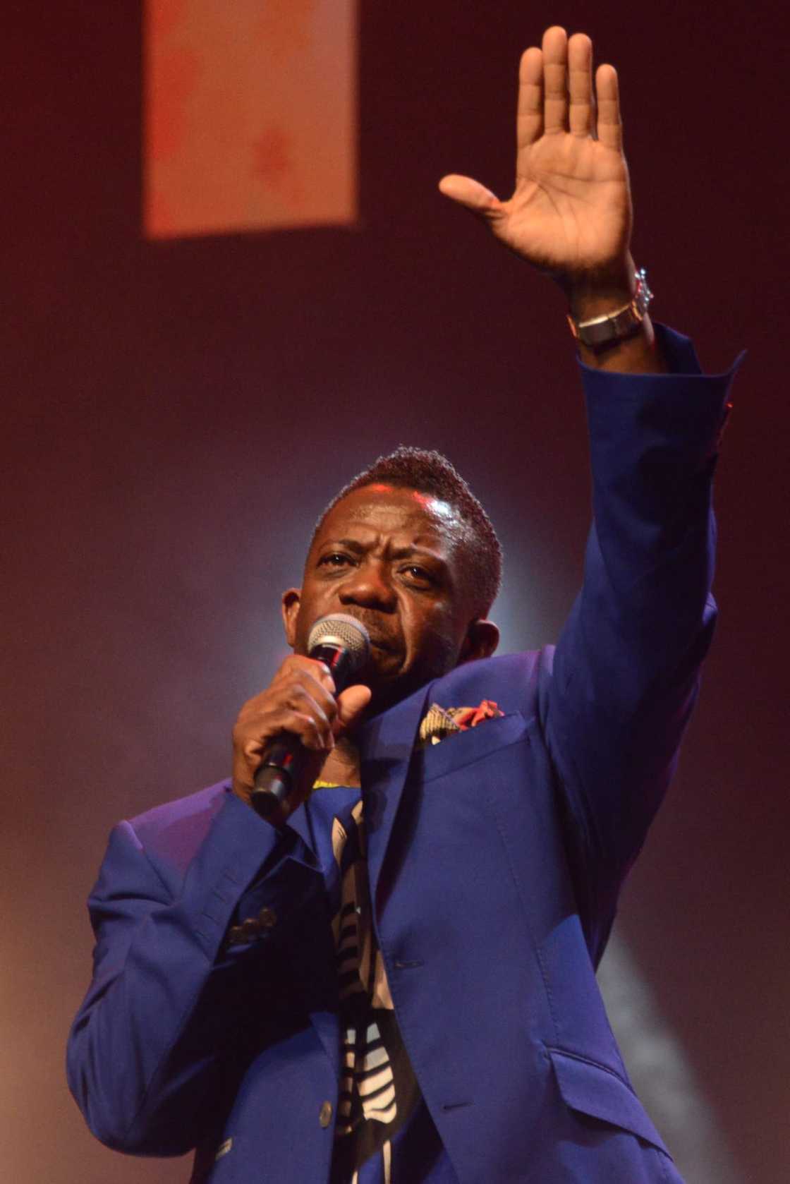 black male gospel singers black male gospel singers