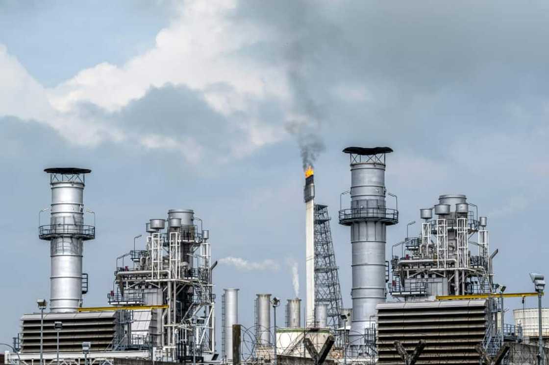 Natural gas emits less carbon dioxide than most other fossil fuels, but methane leaks from the gas industry are a key component of climate change Natural gas emits less carbon dioxide than most other fossil fuels, but methane leaks from the gas industry are a key component of climate change