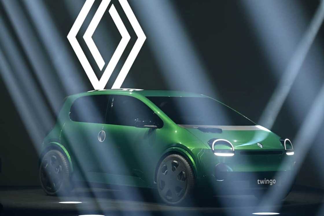 Renault created its EV subsidiary in November and is preparing to sell shares to investors in spring 2024 Renault created its EV subsidiary in November and is preparing to sell shares to investors in spring 2024