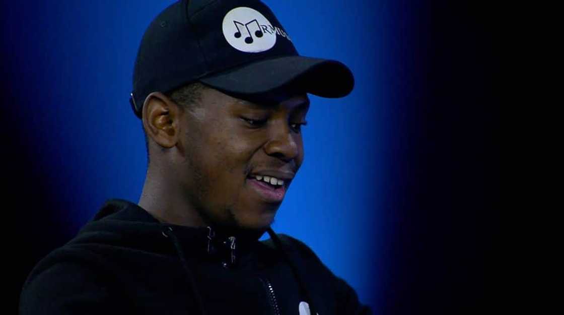 Idols top 16 performance Idols top 16 performance