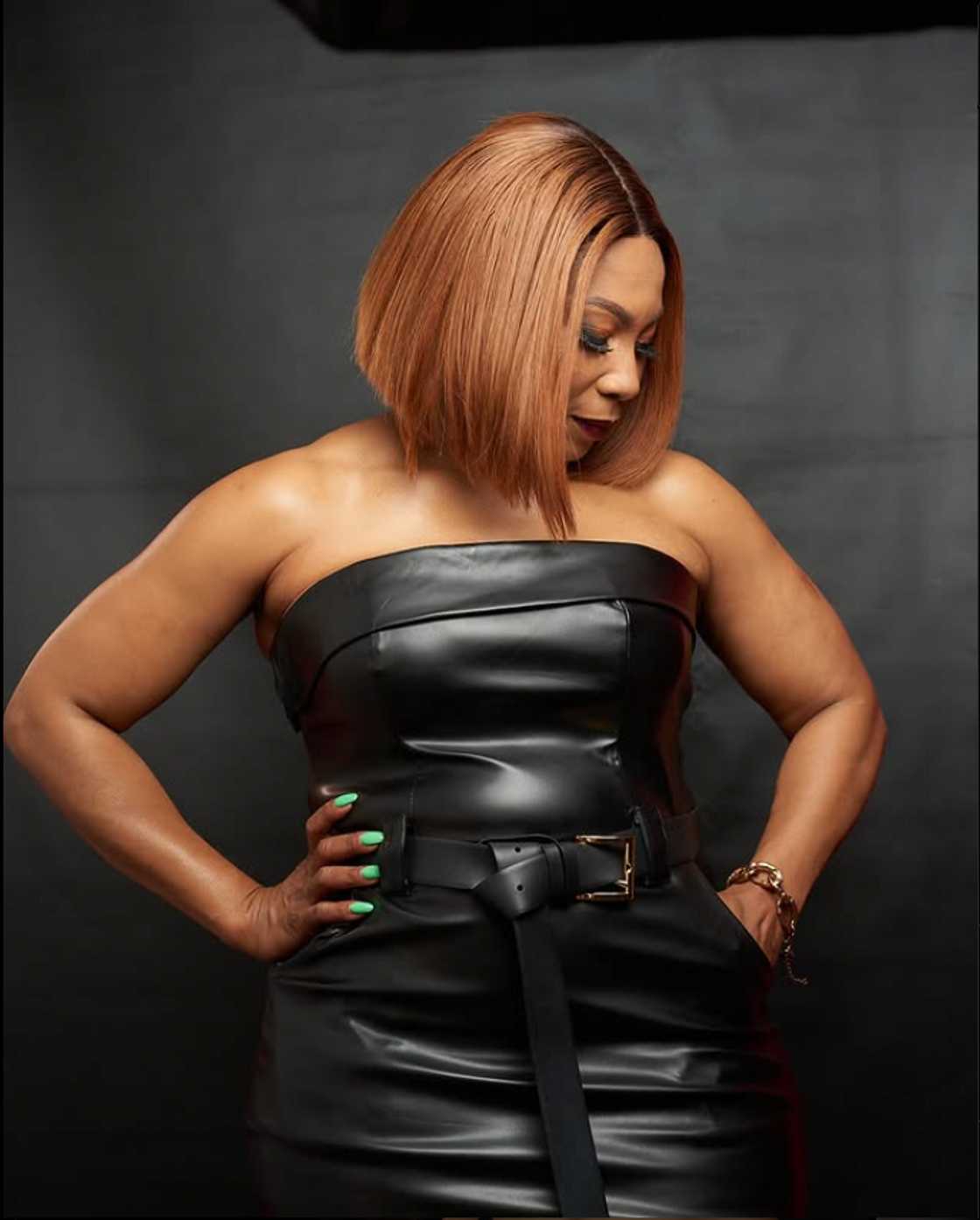 Penny Lebyane showed off her body Penny Lebyane showed off her body