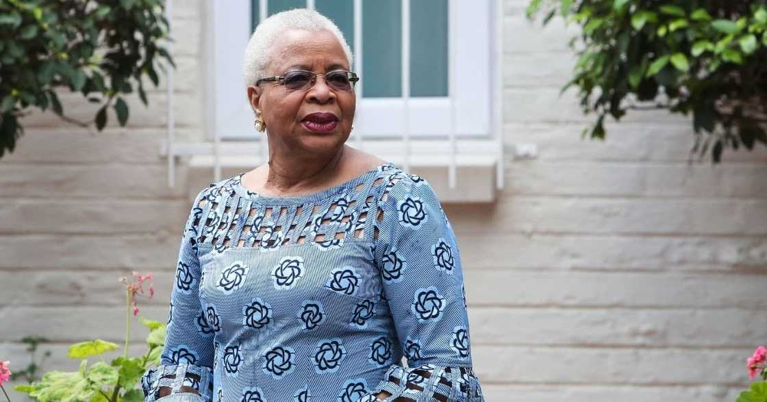 Graça Machel, honouring, first lady, 2 countries, wife to Madiba Graça Machel, honouring, first lady, 2 countries, wife to Madiba