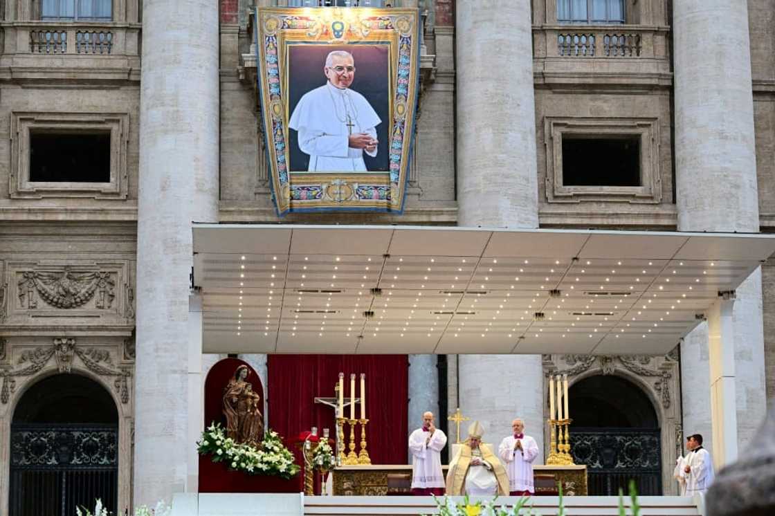 John Paul I died just 33 days after being elected pope John Paul I died just 33 days after being elected pope