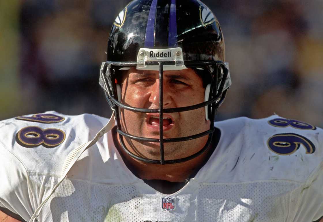 Tony Siragusa at a Ravens-Steelers game Tony Siragusa at a Ravens-Steelers game