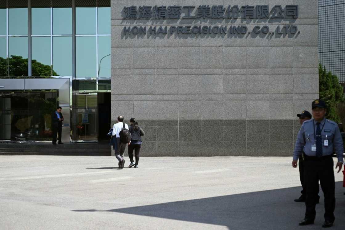 Foxconn, also known as Hon Hai Precision Industry, enjoyed a second successive quarter of surging profits in October-December Foxconn, also known as Hon Hai Precision Industry, enjoyed a second successive quarter of surging profits in October-December