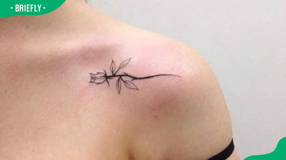 Delicate shoulder rose tattoo Delicate shoulder rose tattoo