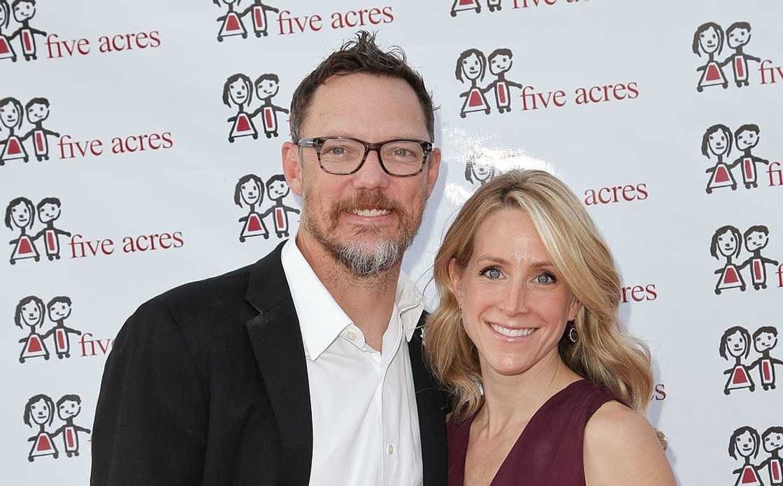 How long has Matthew Lillard been with his wife? How long has Matthew Lillard been with his wife?