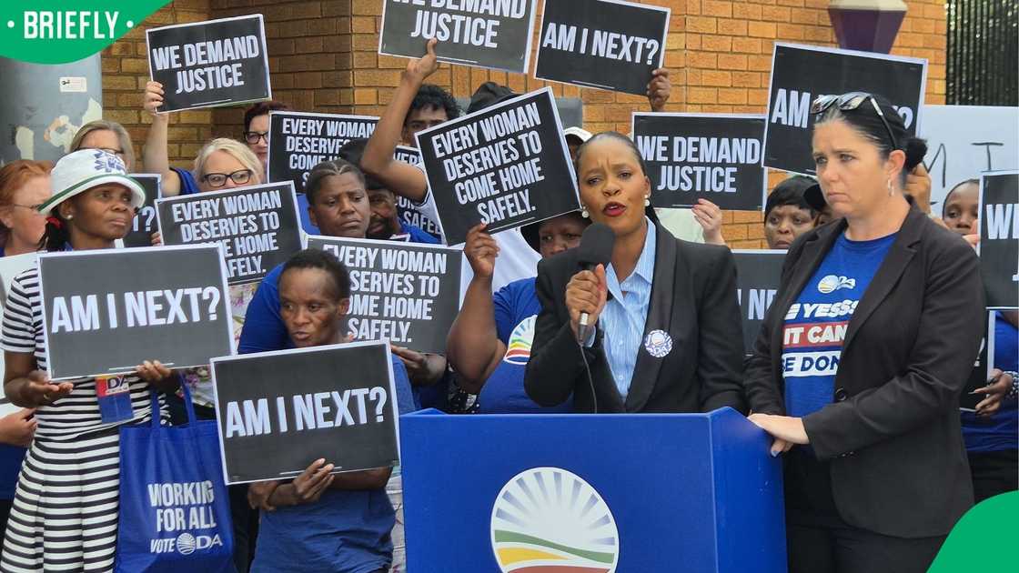 The Democratic Alliance added R500 000 to the current reward