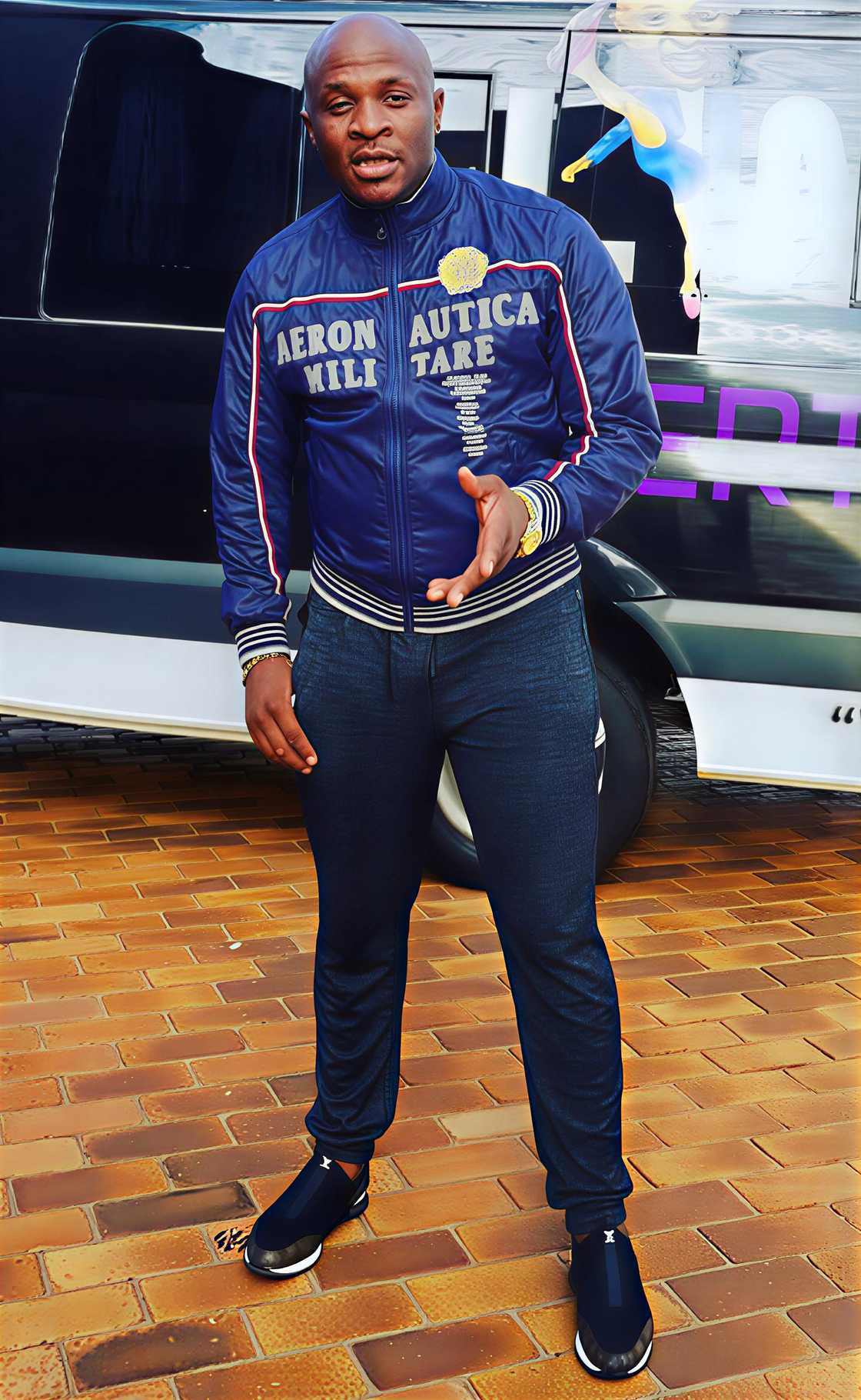 Dr Malinga does viral Zep dance challenge.