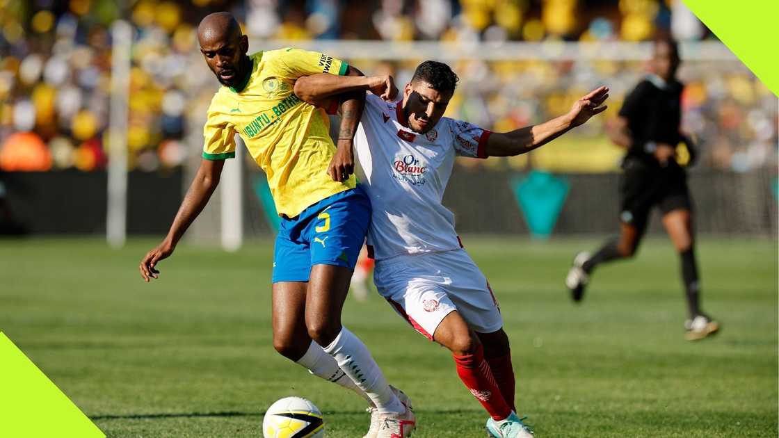 Mosa Lebusa praised new coach Manqoba Mngqithi. Mosa Lebusa praised new coach Manqoba Mngqithi.