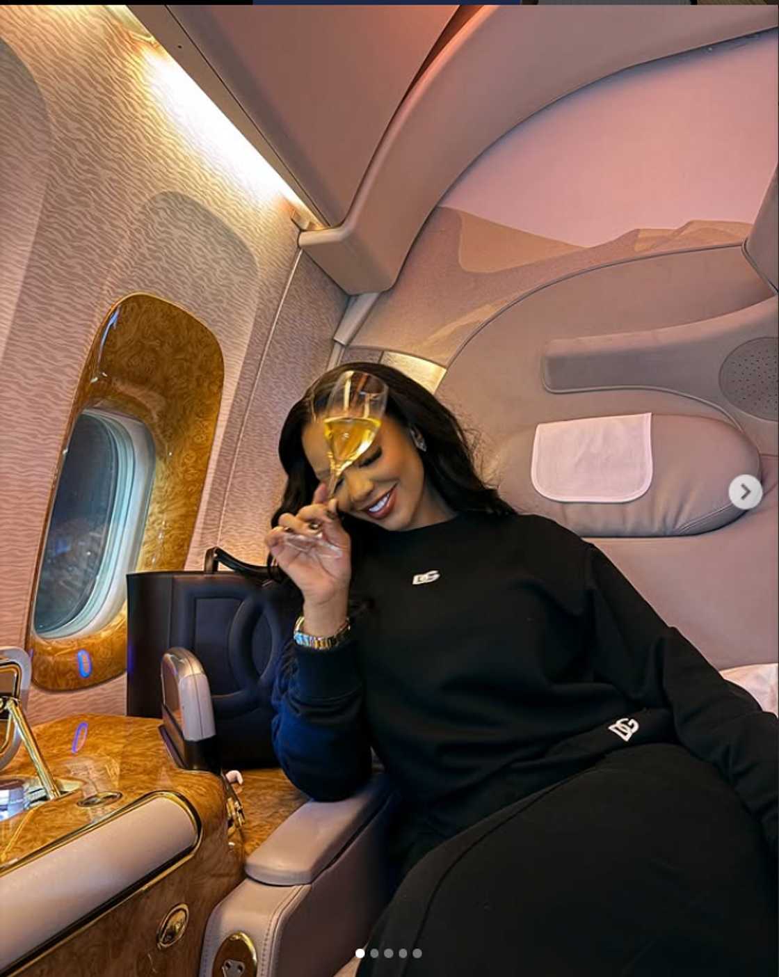 Mihlali Ndamase dating Toluwalase Arokodare Mihlali Ndamase dating Toluwalase Arokodare