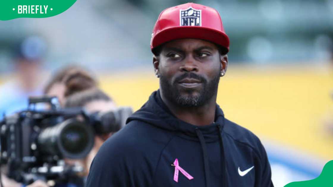 Michael Vick at Dignity Health Sports Park Michael Vick at Dignity Health Sports Park