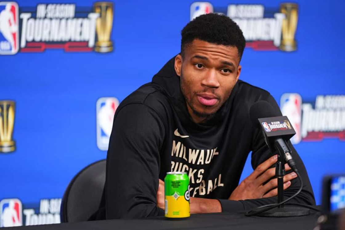 Can giannis speak greek? Can giannis speak greek?